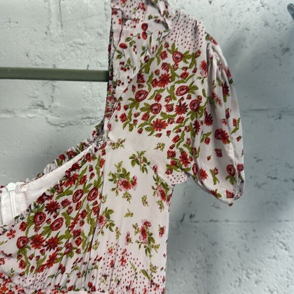 Zara Quilt Floral Pattern Dress - Maxi Ruffle Sleeves - Size Small - Long Dress - Picture 3 of 5